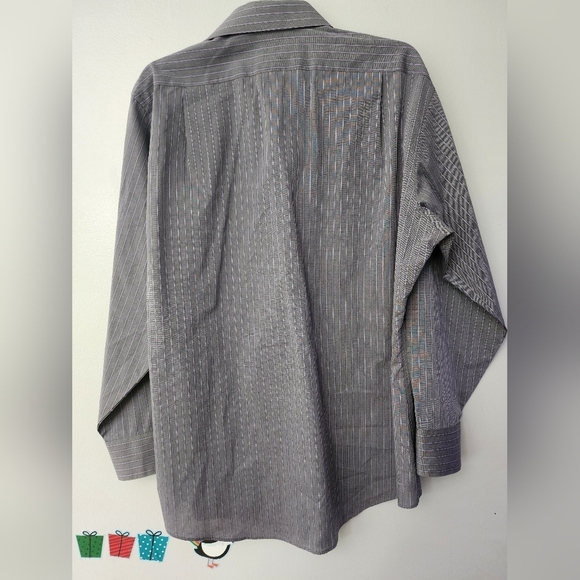 Van Heusen Grey Purple Stripe Button Up Dress Shirt 16 1/2 32/33 - Picture 7 of 7